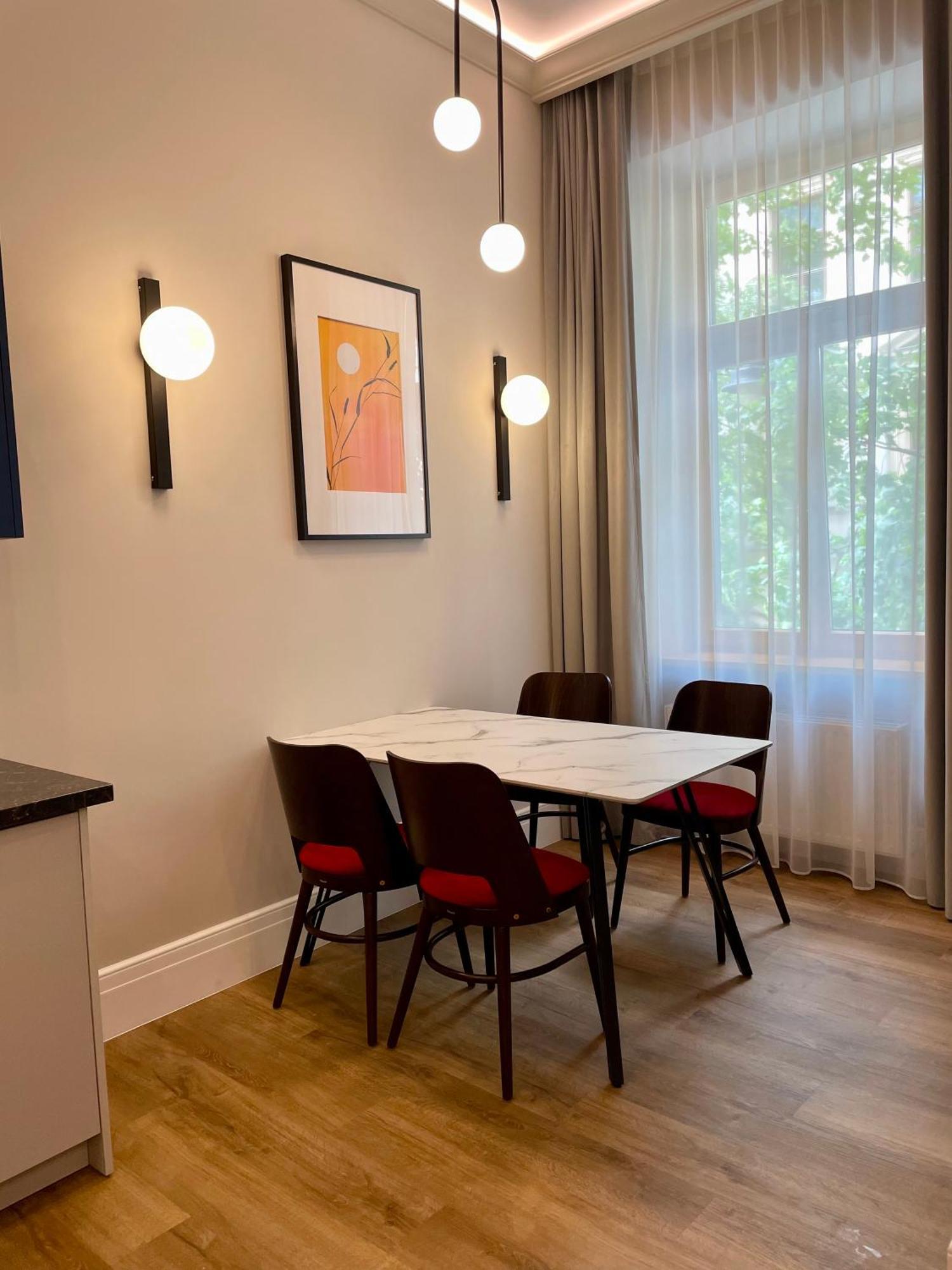 Golden Queen Apartments City Center Krakow Ngoại thất bức ảnh