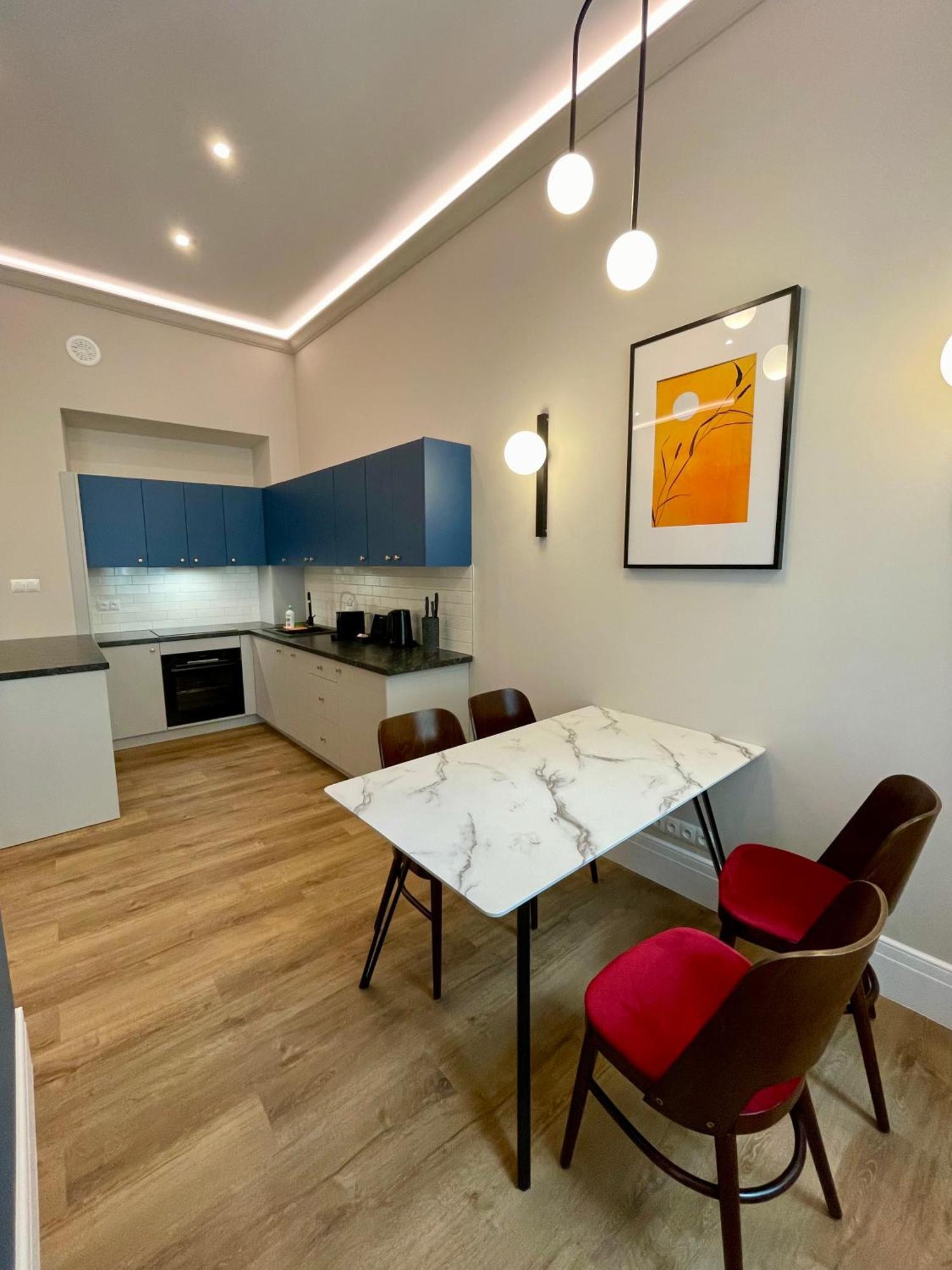 Golden Queen Apartments City Center Krakow Ngoại thất bức ảnh